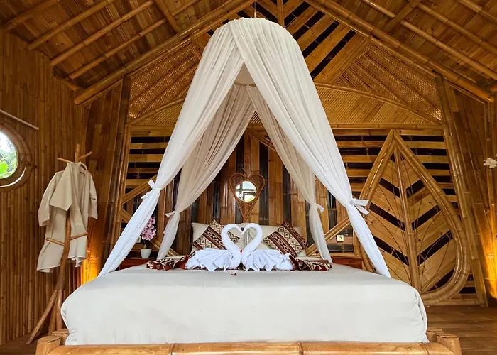 Wana Bamboo House By Ecobreeze * Sidemen (Bali)