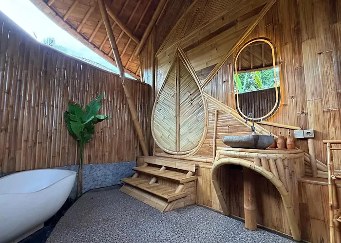 Wana Bamboo House By Ecobreeze Sidemen (Bali)